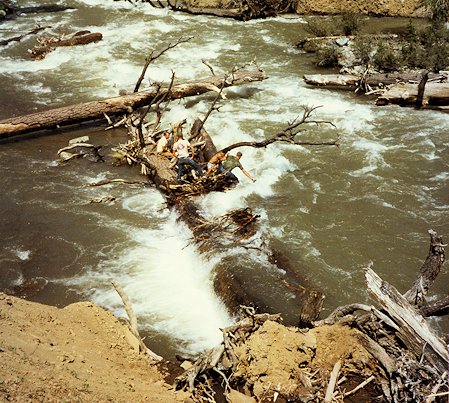 Walker River kayaker recovery Walker River kayaker recovery
