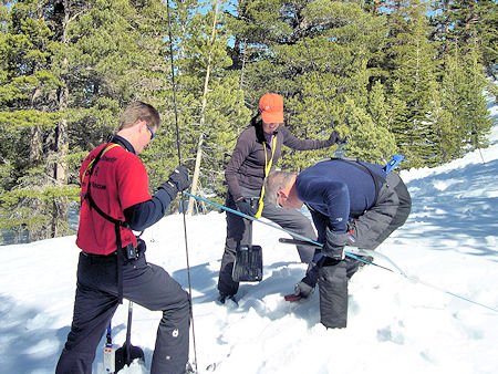 Avalanche Beacon Training Avalanche Beacon Training