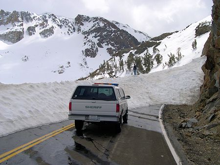 Tioga Pass Road on May 1, 2005 Tioga Pass Road on May 1, 2005