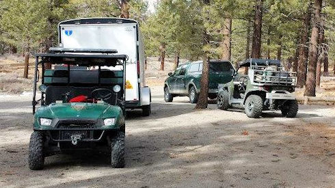 Ranger and its trailer on the left