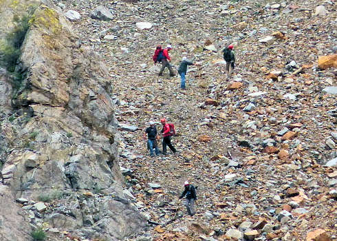 Lundy Canyon Rescue - Down we go