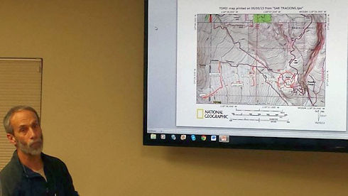Steve Case explaining a typical tracking scenario Steve Case explaining a typical tracking scenario