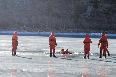 Lake Ice Rescue Training at Lundy Lake