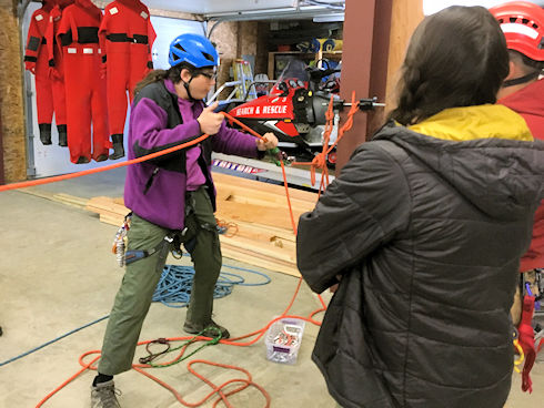 Rigging refresher training Rigging refresher training