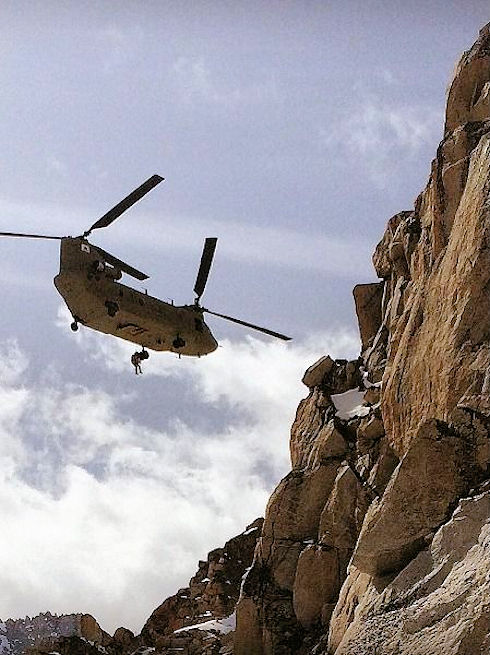 National Guard helicopter rescues injured climber National Guard helicopter rescues injured climber